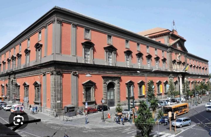 Chez Bois - Suite Apartment Capodimonte Naples Luaran gambar