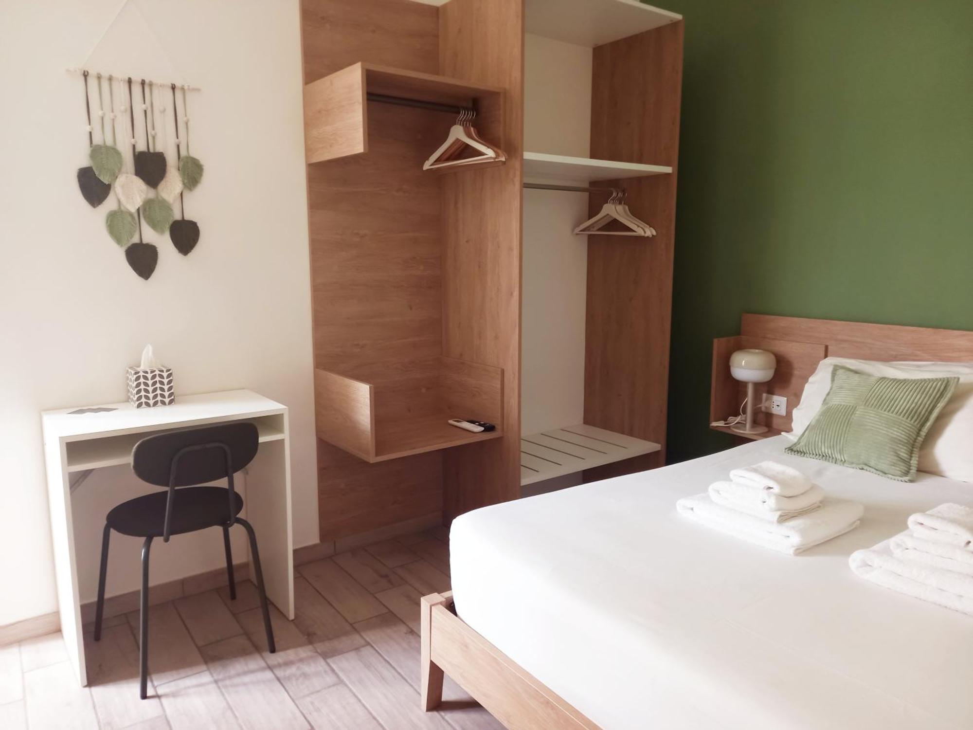 Chez Bois - Suite Apartment Capodimonte Naples Luaran gambar